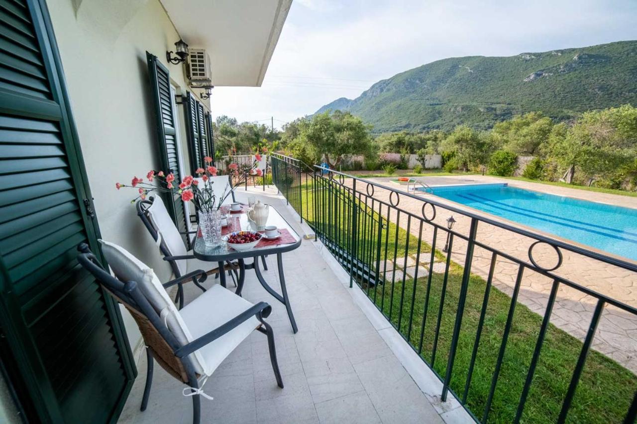Villa Adonis Halikounas Ngoại thất bức ảnh