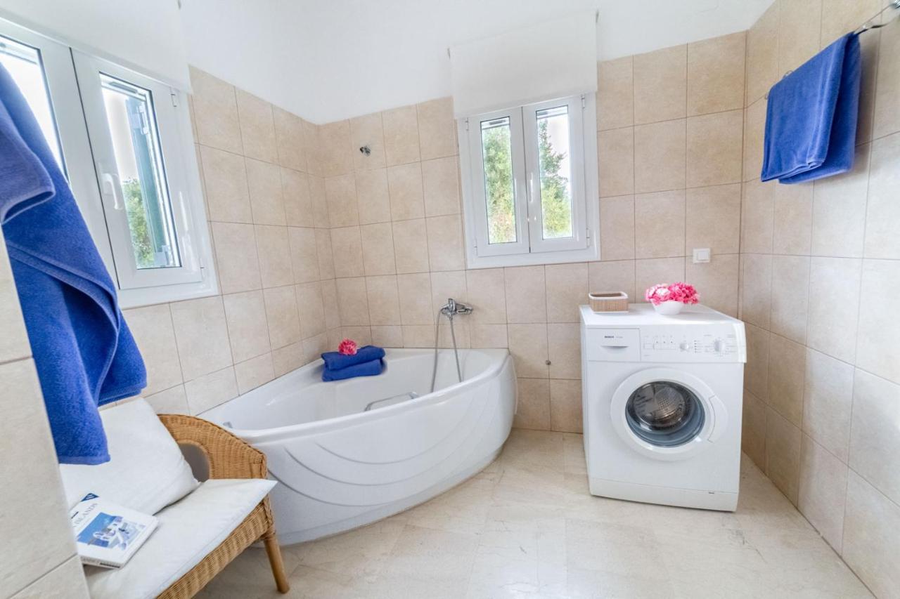 Villa Adonis Halikounas Ngoại thất bức ảnh